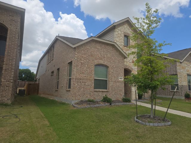 10021 Elkhorn Drive, Fort Worth, TX 76179