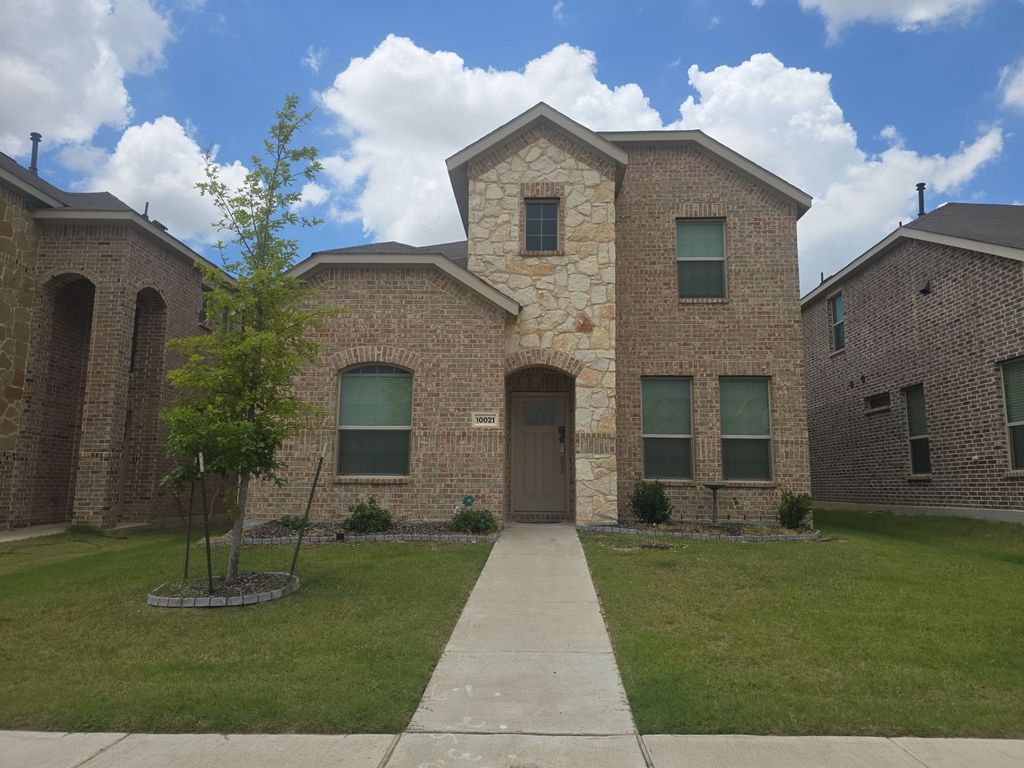 10021 Elkhorn Drive, Fort Worth, TX 76179