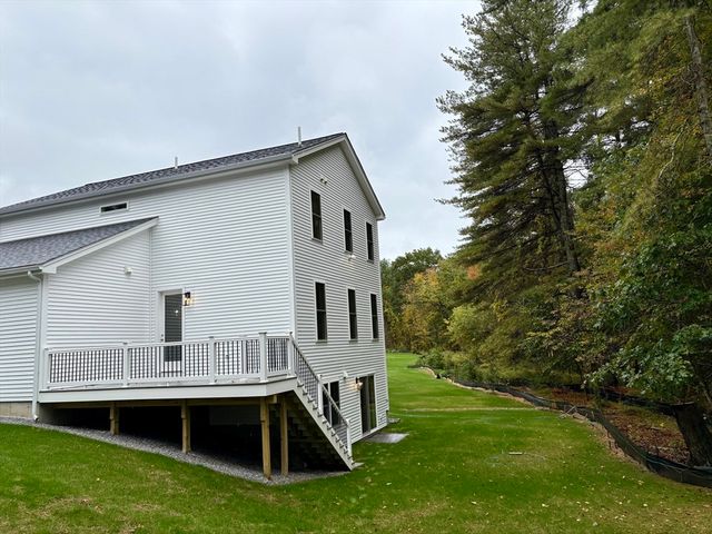 7 Mill Park Pl 7, Westford, MA 01886