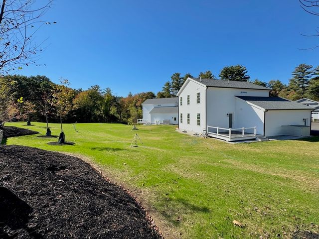 7 Mill Park Pl 7, Westford, MA 01886