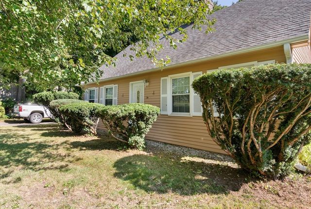 2 Kensington, Concord, NH 03301