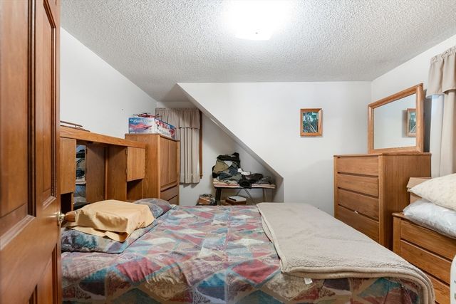 2 Kensington, Concord, NH 03301