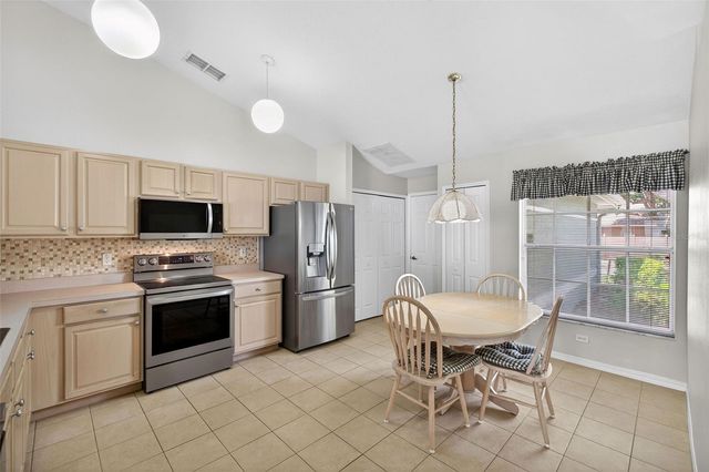 1205 VALLEY CREEK RUN, Winter Park, FL 32792