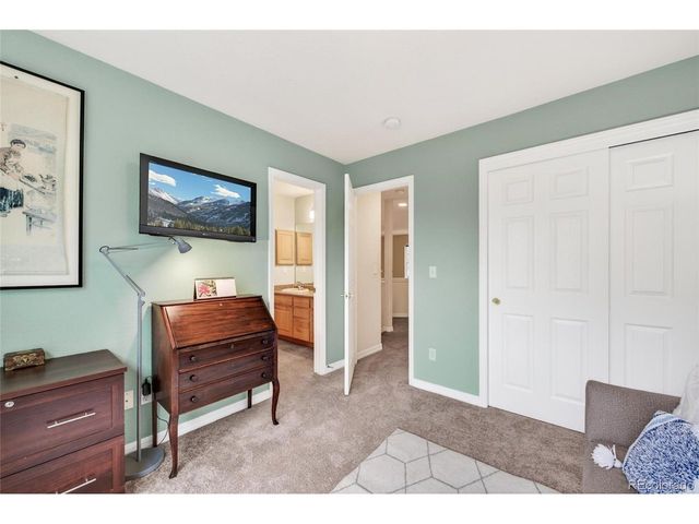 649 Wild Ridge Ln, Lafayette, CO 80026