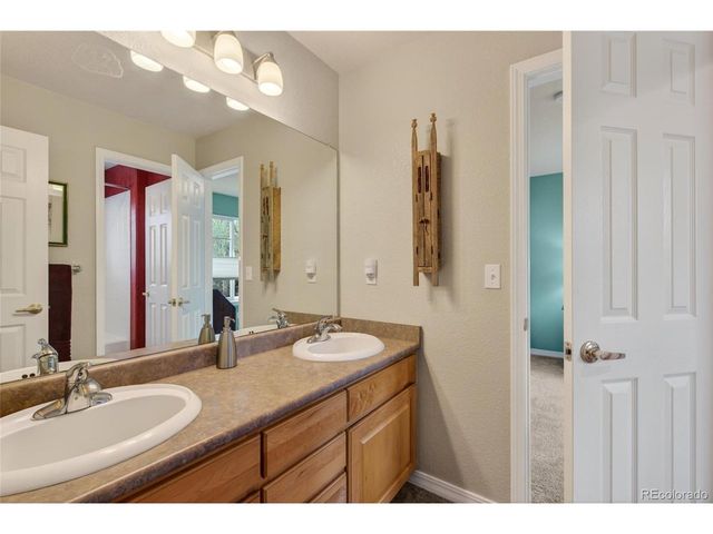 649 Wild Ridge Ln, Lafayette, CO 80026