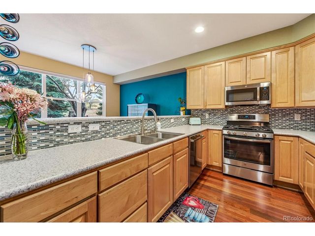 649 Wild Ridge Ln, Lafayette, CO 80026