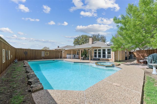 2716 Landershire Lane, Plano, TX 75023