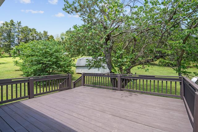 3268 Read Mountain RD, Roanoke, VA 24019