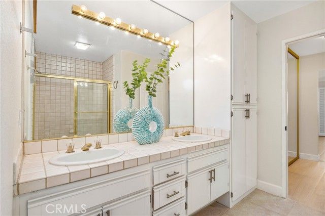 43791 Calle Las Brisas, Palm Desert, CA 92211