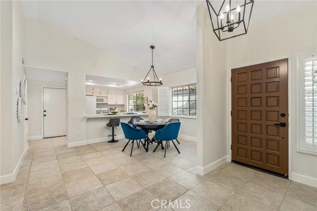 43791 Calle Las Brisas, Palm Desert, CA 92211