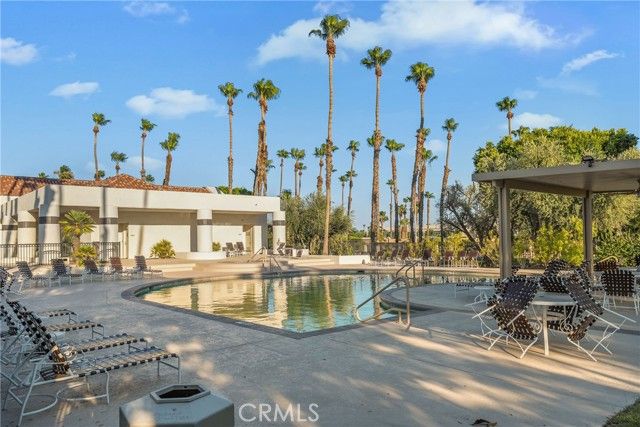43791 Calle Las Brisas, Palm Desert, CA 92211