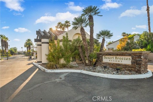 43791 Calle Las Brisas, Palm Desert, CA 92211