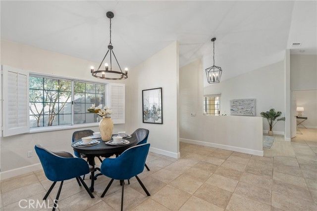 43791 Calle Las Brisas, Palm Desert, CA 92211