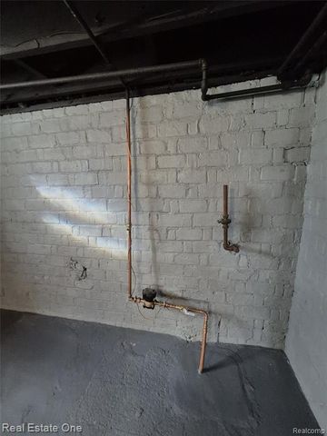 13105 Oakdale Street, Southgate, MI 48195