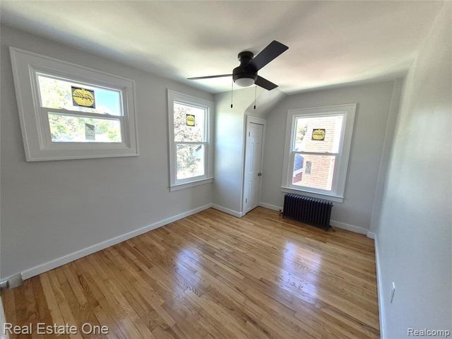 13105 Oakdale Street, Southgate, MI 48195