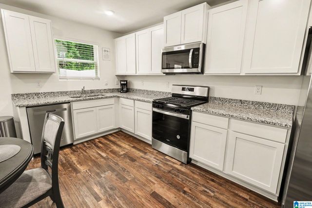6558 CREEK CIRCLE, Helena, AL 35022