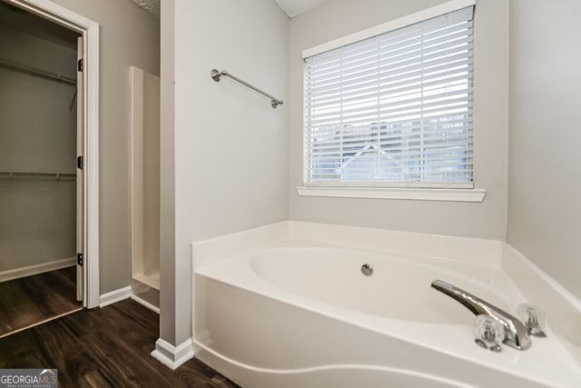 337 Autumn Lake Drive, Mcdonough, GA 30253