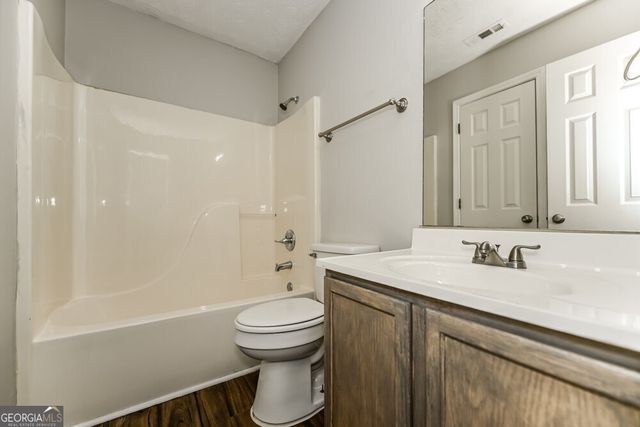 337 Autumn Lake Drive, Mcdonough, GA 30253