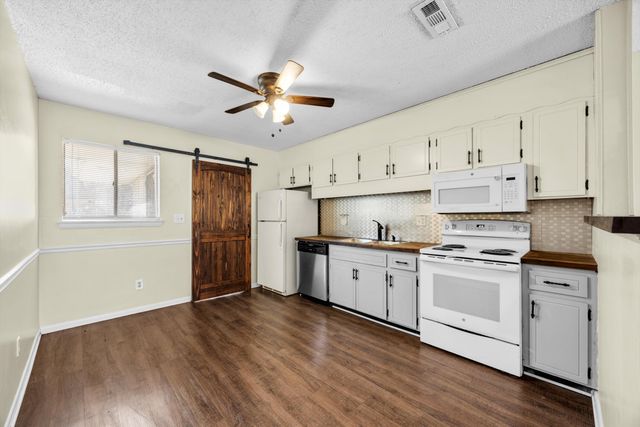 4061 Teakwood Drive, Chattanooga, TN 37416