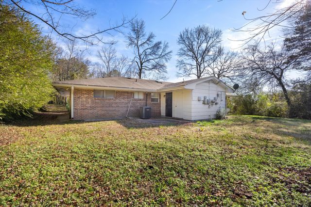 4061 Teakwood Drive, Chattanooga, TN 37416