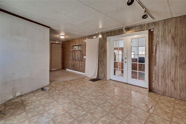 4183 Flinchum Farm Road, Liberty, NC 27298