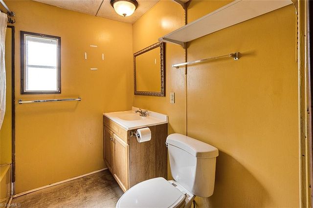 4183 Flinchum Farm Road, Liberty, NC 27298