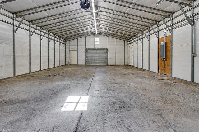 4183 Flinchum Farm Road, Liberty, NC 27298