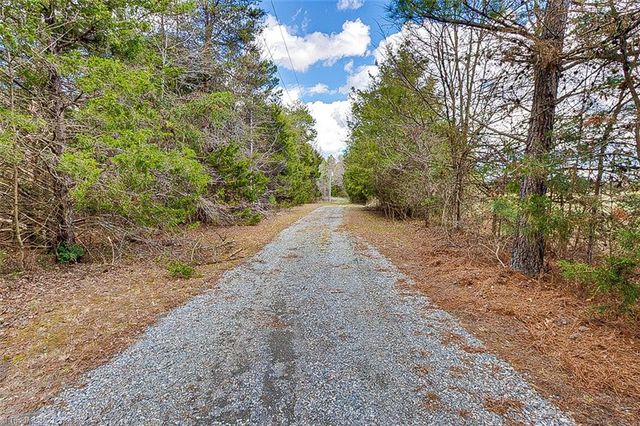 4183 Flinchum Farm Road, Liberty, NC 27298