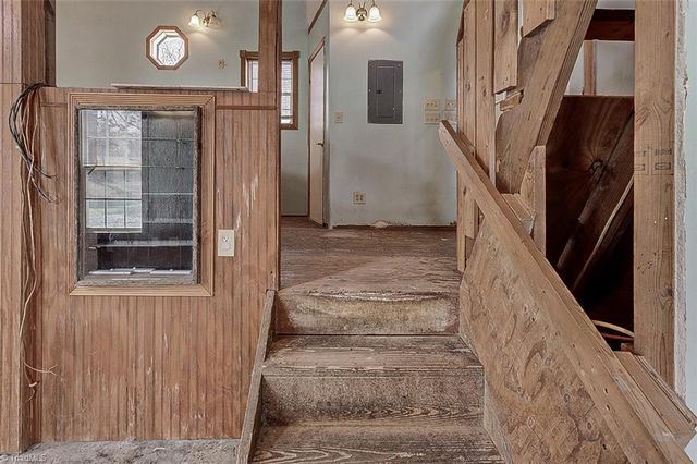 4183 Flinchum Farm Road, Liberty, NC 27298