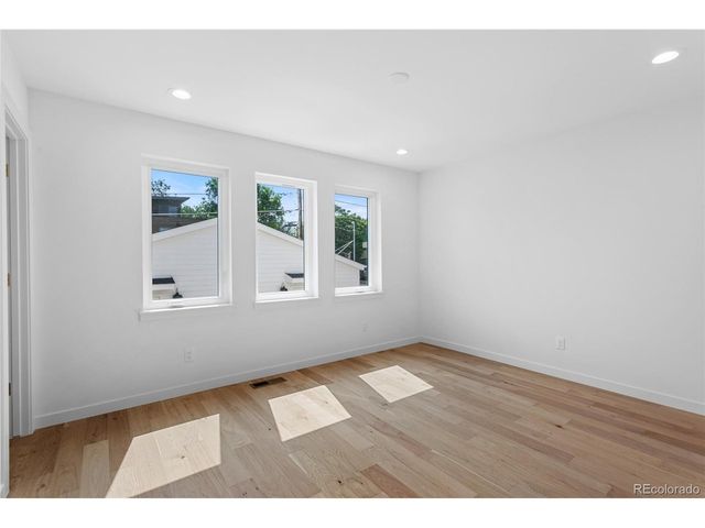 2156 S Grant St, Denver, CO 80210