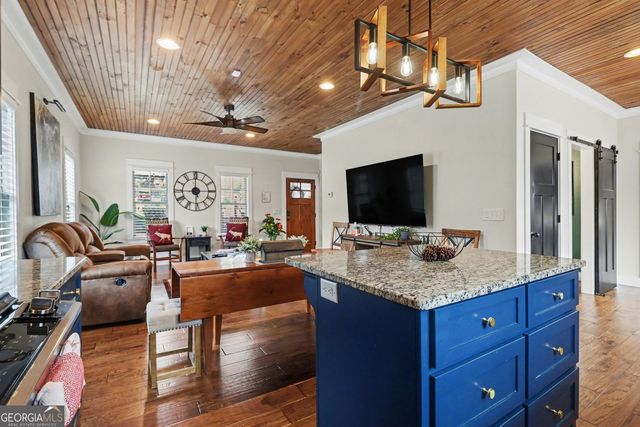 584 Ada Street, Blue Ridge, GA 30513