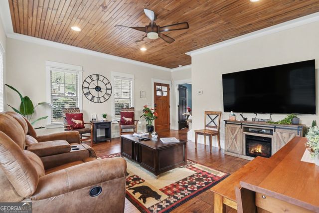 584 Ada Street, Blue Ridge, GA 30513