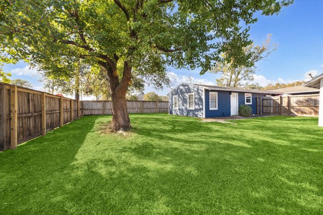 1147 Du Barry Lane B, Houston, TX 77018