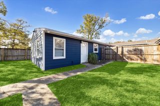 1147 Du Barry Lane B, Houston, TX 77018