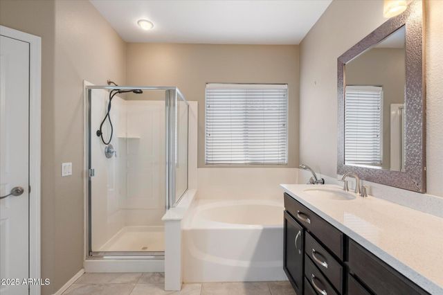949 E INDIAN WELLS Place, Chandler, AZ 85249