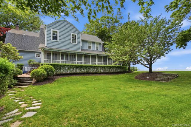 7 Thompson Street, Shoreham, NY 11786