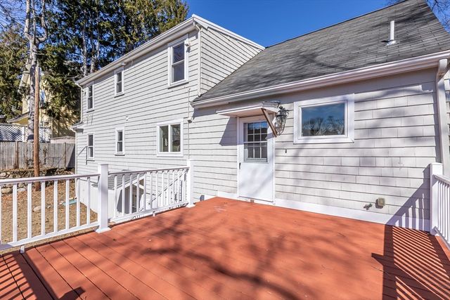 270 Cross St. SF, Winchester, MA 01890