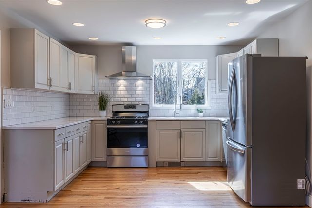 270 Cross St. SF, Winchester, MA 01890