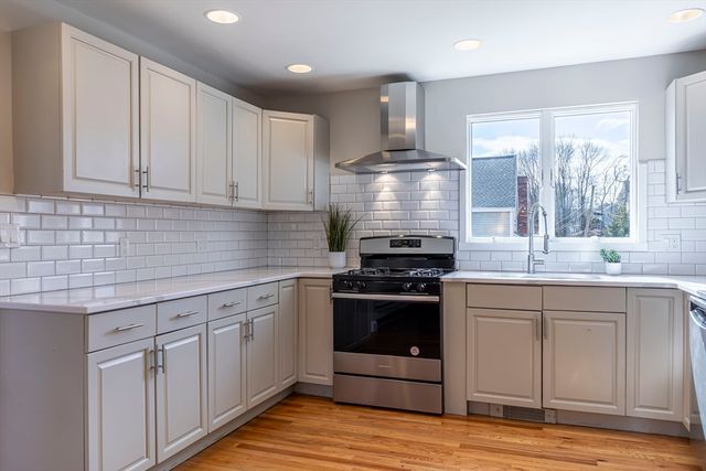 270 Cross St. SF, Winchester, MA 01890