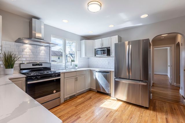 270 Cross St. SF, Winchester, MA 01890