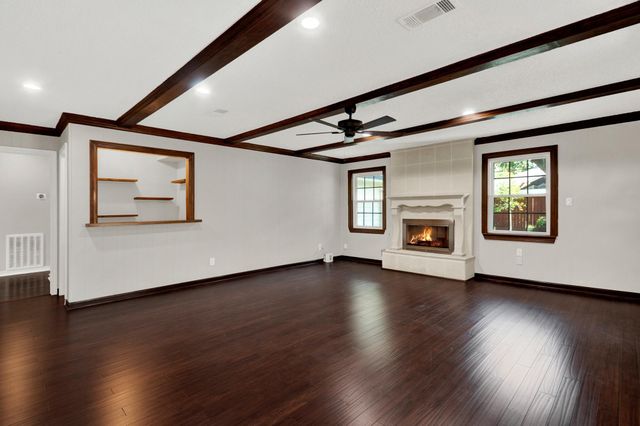 5315 Lawn Arbor Drive, Houston, TX 77066