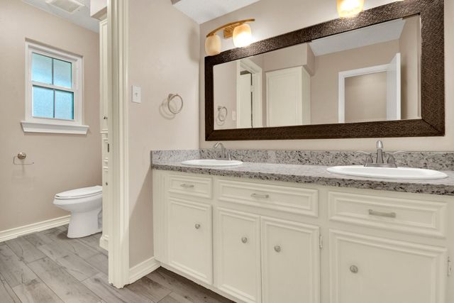 5315 Lawn Arbor Drive, Houston, TX 77066