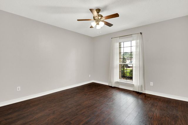 5315 Lawn Arbor Drive, Houston, TX 77066