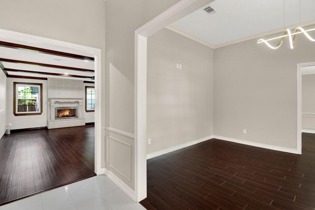5315 Lawn Arbor Drive, Houston, TX 77066