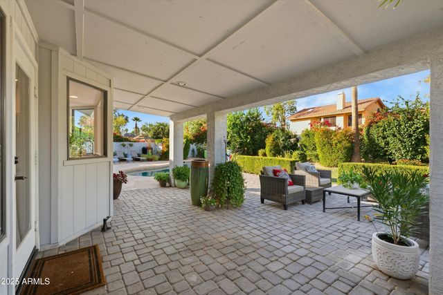 5518 E Waltann Lane, Scottsdale, AZ 85254