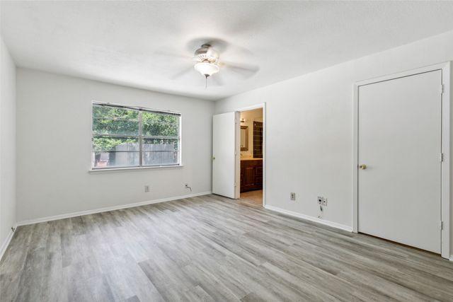 2804 Ridgewood Drive, Hurst, TX 76054