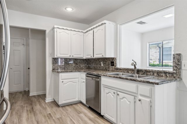 2804 Ridgewood Drive, Hurst, TX 76054