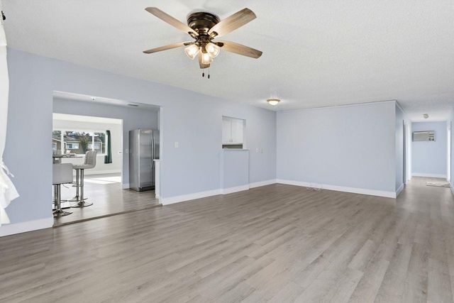 2681 Meadowvale Ave, Sacramento, CA 95822