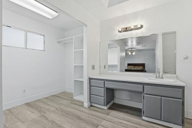 2681 Meadowvale Ave, Sacramento, CA 95822