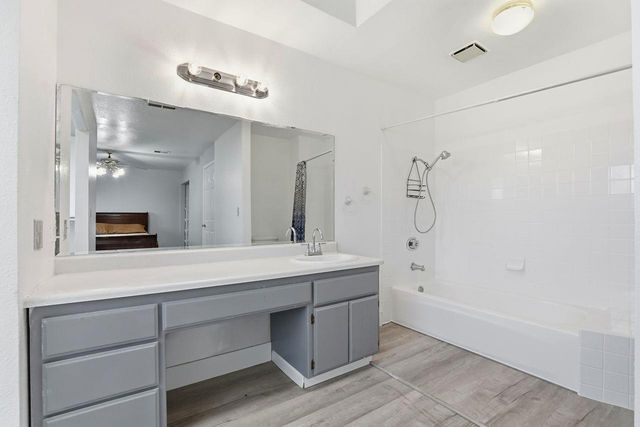 2681 Meadowvale Ave, Sacramento, CA 95822